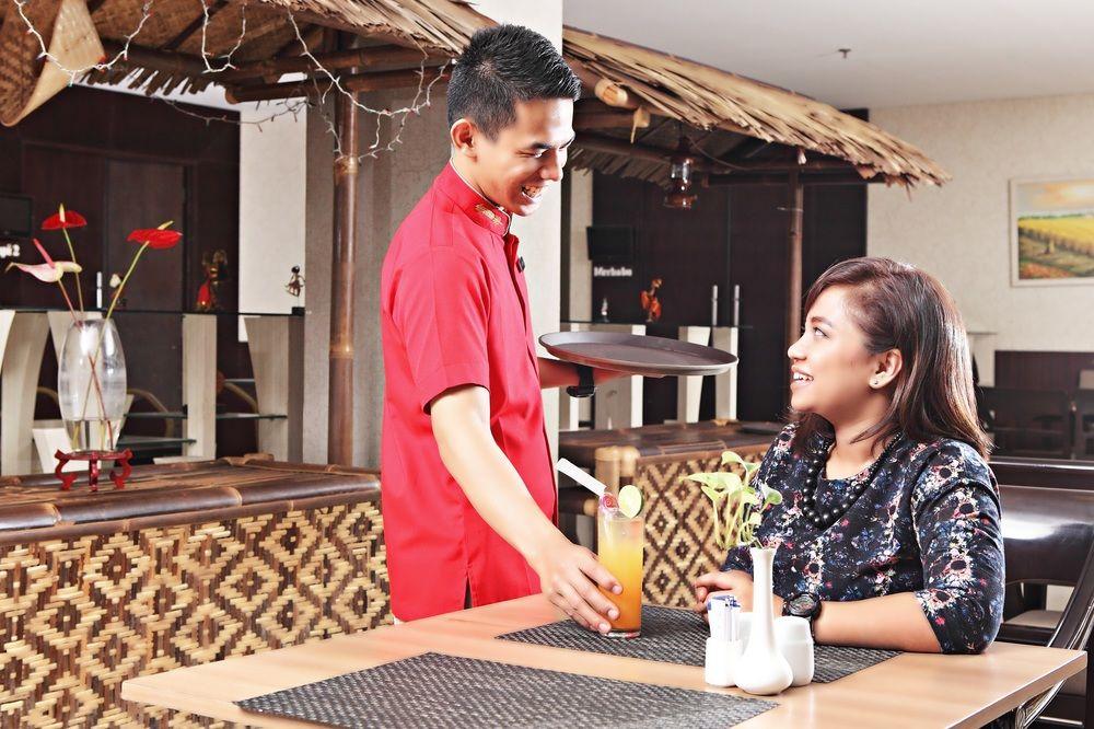 Luxury Malioboro Hotel Yogyakarta Kültér fotó