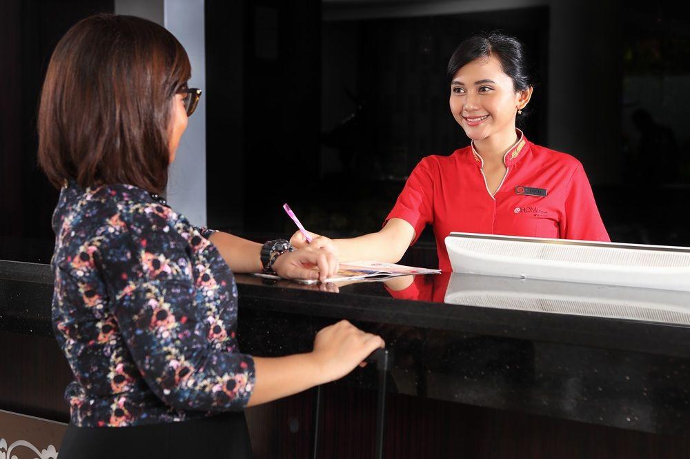 Luxury Malioboro Hotel Yogyakarta Kültér fotó