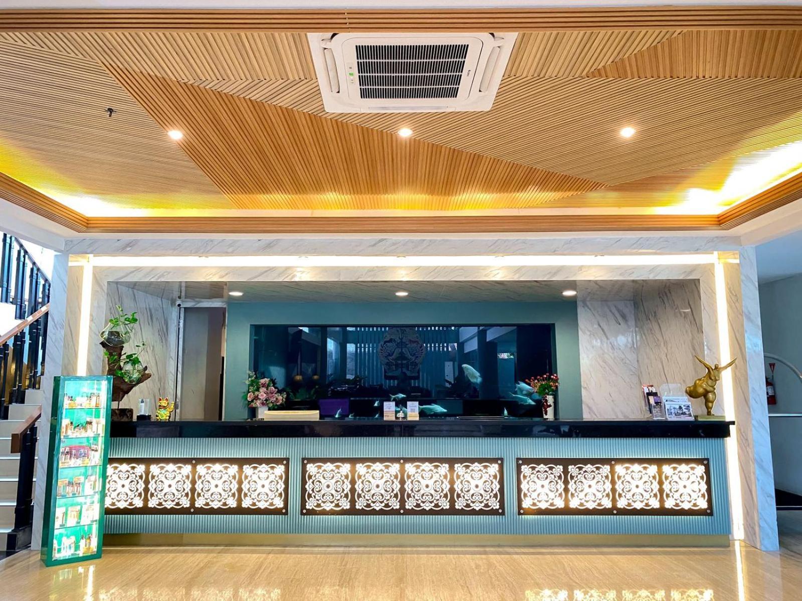 Luxury Malioboro Hotel Yogyakarta Kültér fotó