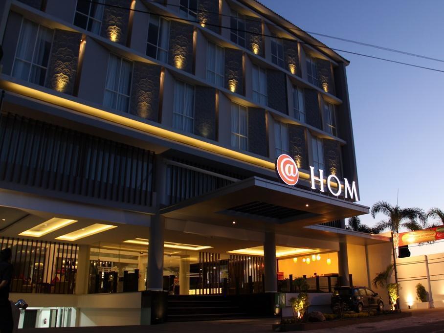 Luxury Malioboro Hotel Yogyakarta Kültér fotó
