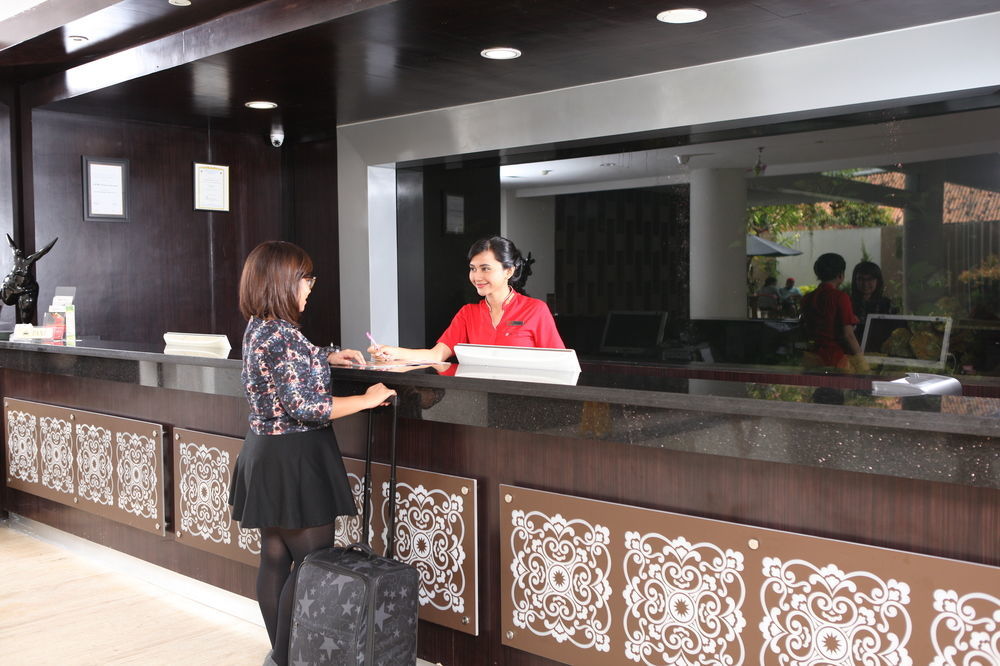 Luxury Malioboro Hotel Yogyakarta Kültér fotó