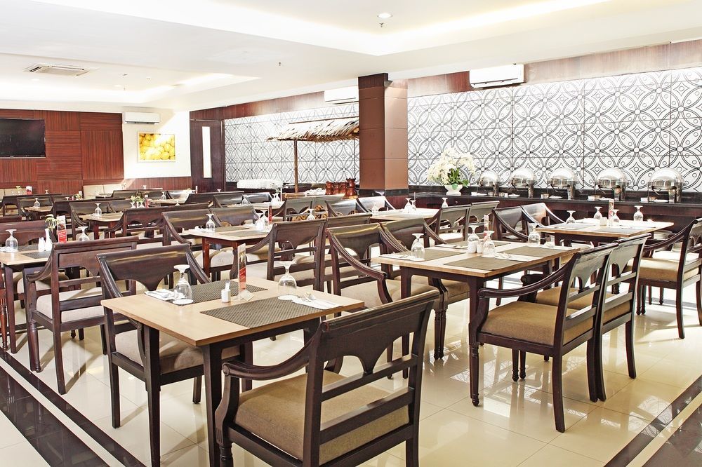 Luxury Malioboro Hotel Yogyakarta Kültér fotó