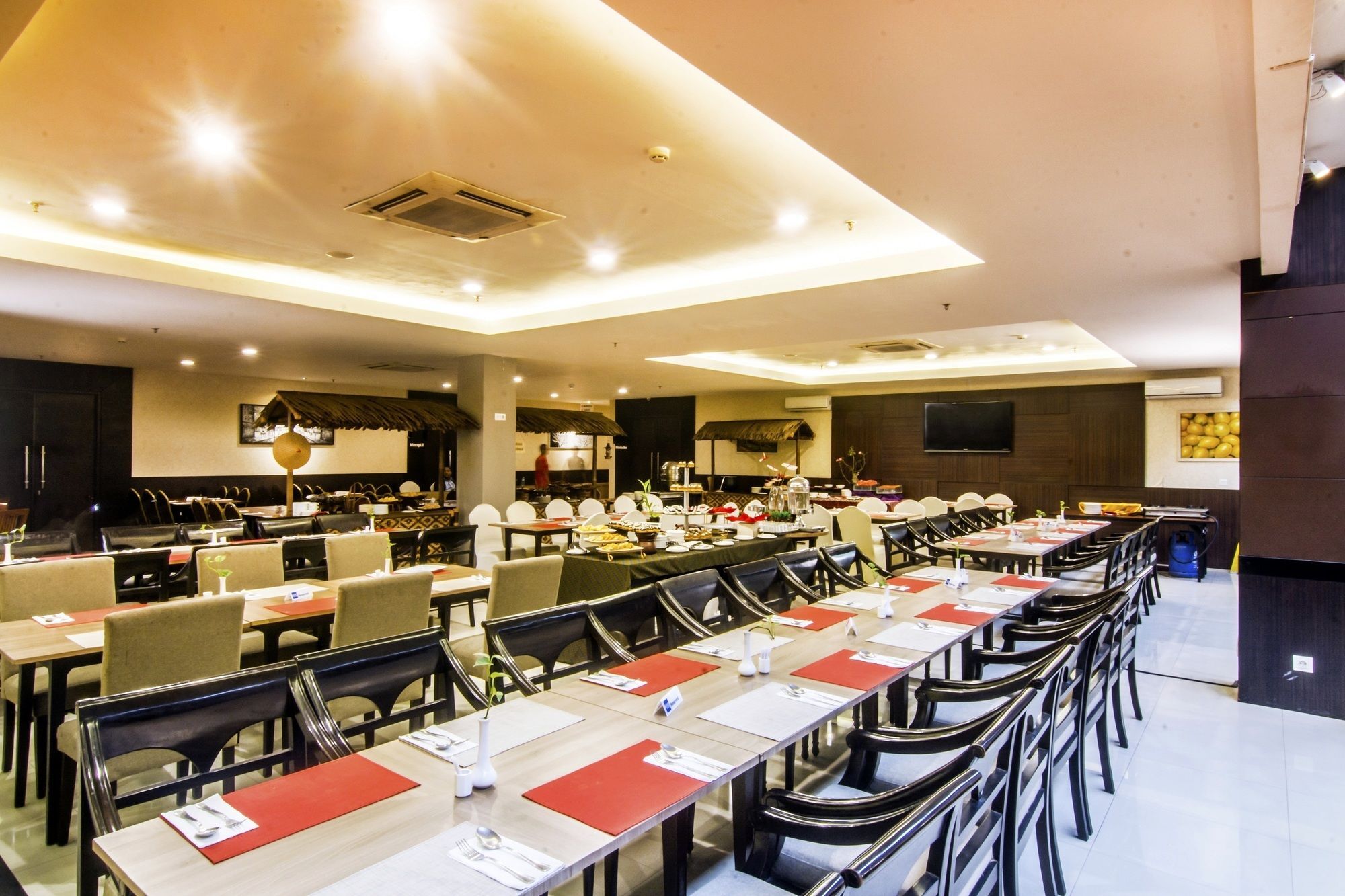 Luxury Malioboro Hotel Yogyakarta Kültér fotó