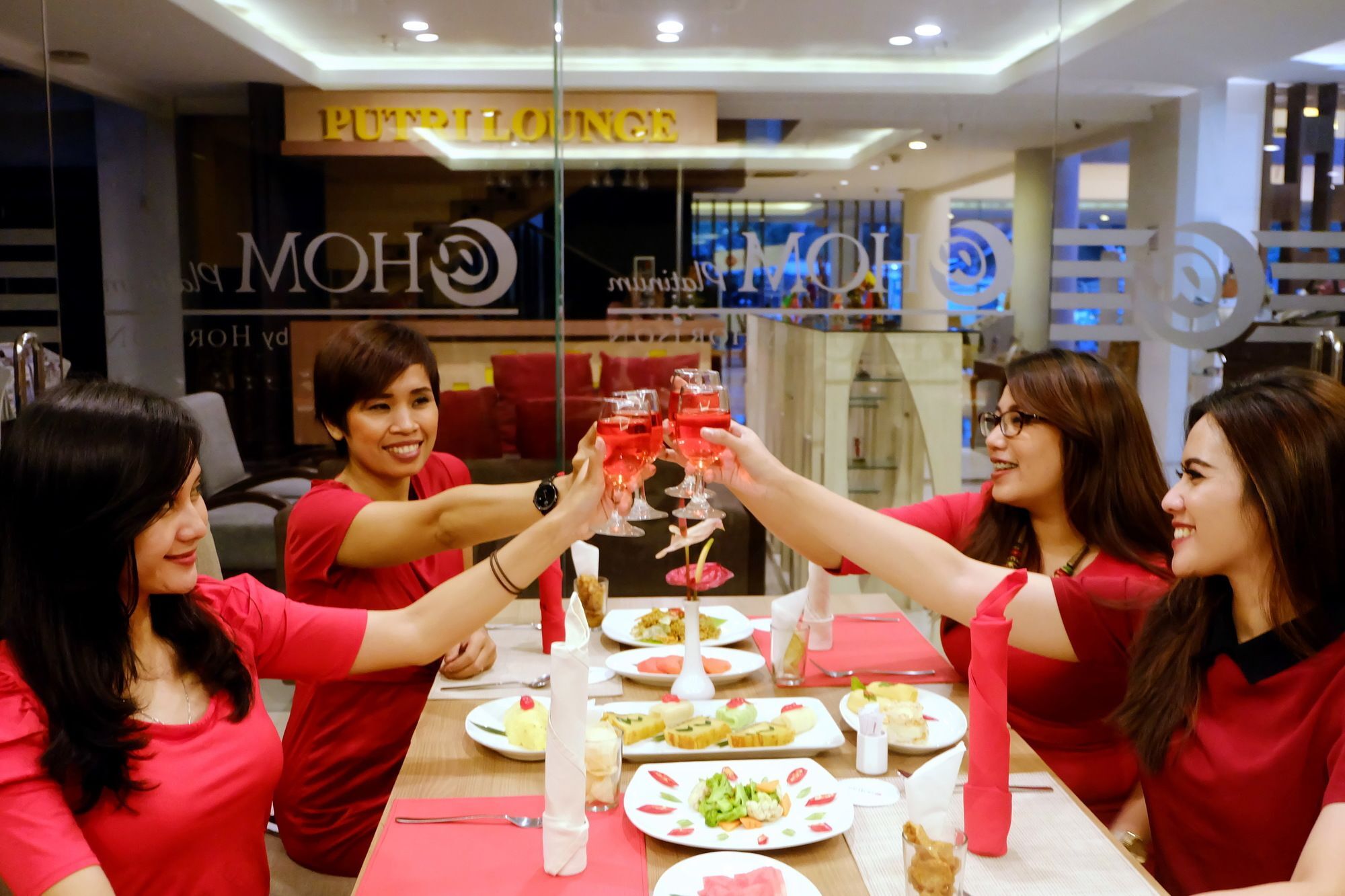 Luxury Malioboro Hotel Yogyakarta Kültér fotó